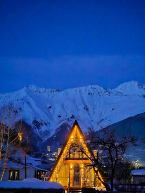 B&B Cottage in Mestia